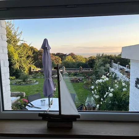 Semesterbostad Le Petit Paradis Cassel