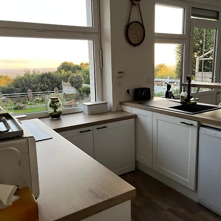 Semesterbostad Le Petit Paradis Cassel